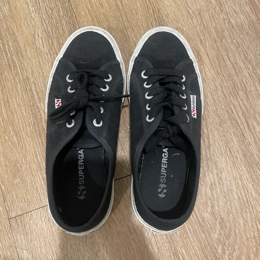 Superga Women's 2750 Cotu Classic Sneaker